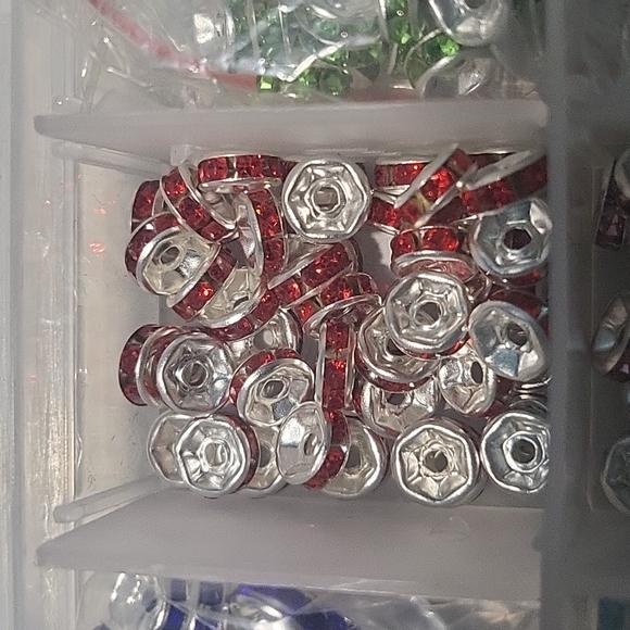 Make your own unique pieces - Picture 3 of 7